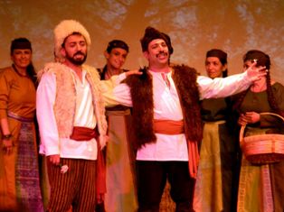 Londra’da ilk kez sahnelenen Anuş operası büyük ilgi gördü  