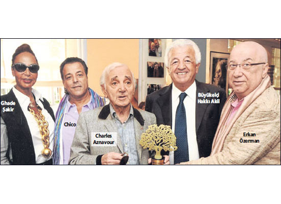 'Charles Aznavour'la söyleşi' muamması 
