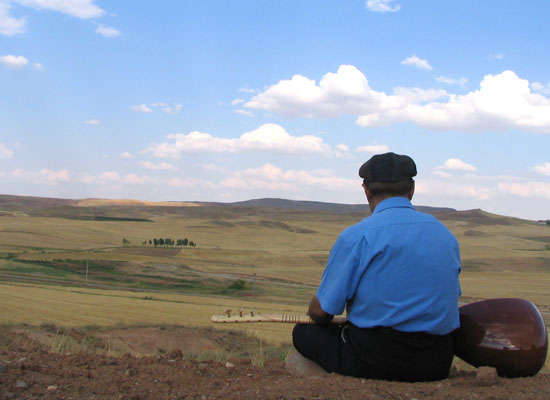 Neşet Ertaş hayatını kaybetti 