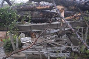 Meryemana Evi'ni fırtına vurdu