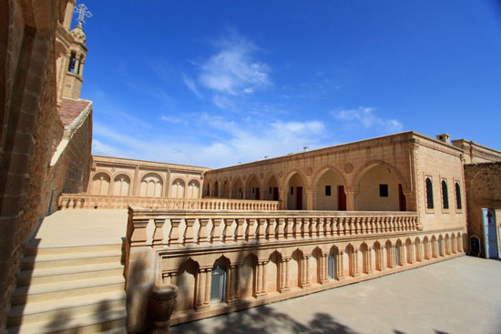  Dini Özgürlükler Raporu: Hükümet Sünni grupları kayırıyor