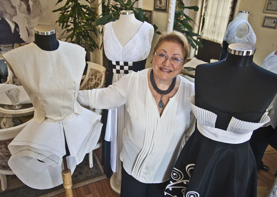 50 yıllık dikiş ustası Paris Hanım 