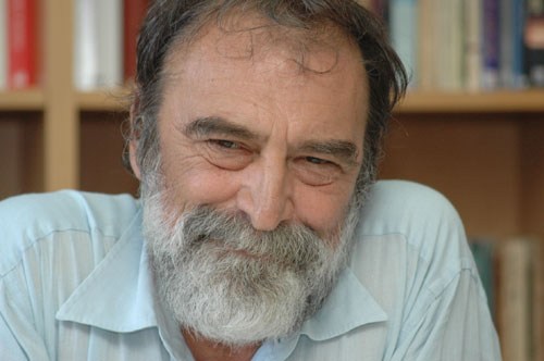 Murat Belge: Kürt meselesi sarpa sararsa darbe olur!..