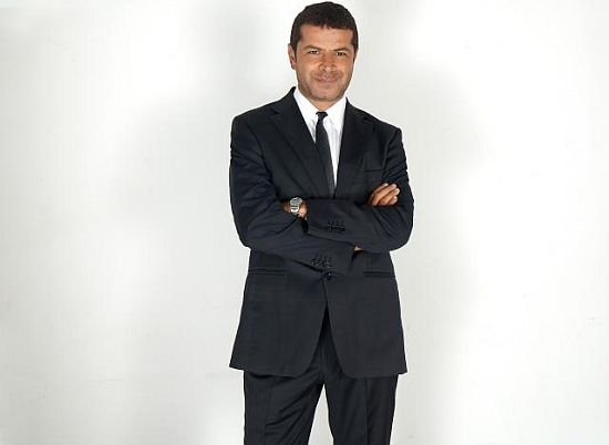 Cüneyt Özdemir: ''Başbakan eleştirilmeye gelemiyor''