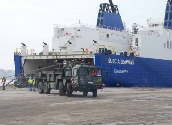 Adana’ya yerleştirilecek patriotlar Hollanda’dan geldi