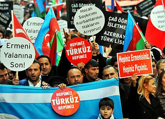 Hepimiz 'Piç'sek... 