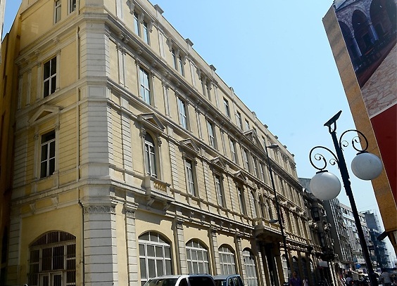 Sanasaryan’da gaspa devam