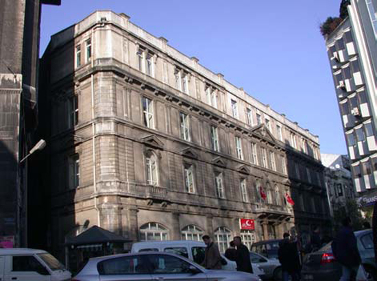 Patrikhane Sanasaryan davasını Anadolu sathına yaydı