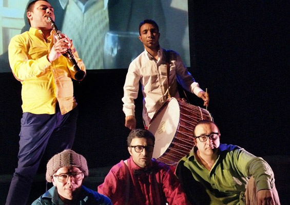 Hollanda’nın ‘Serçe’si Türkiye’yi geziyor