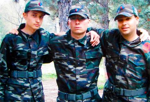 'Etnik infazlar da aklamalar da sürüyor’