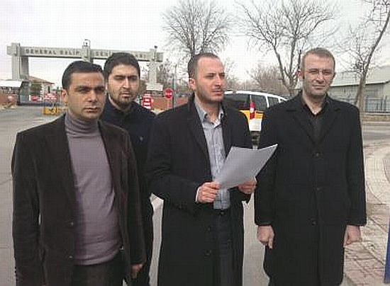 Sevag için kolordu komutanlığı önünde basın açıklaması