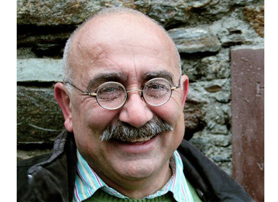 Nişanyan hapiste boş oturmuyor, çalışıyor