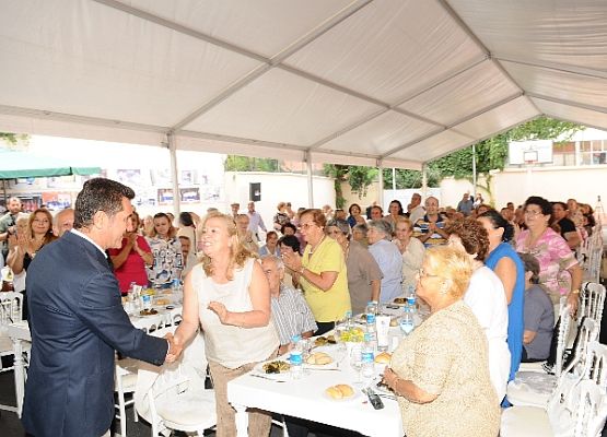 Ermeni kilisesinde Ramazan münasebetiyle ''Sevgi Sofrası''
