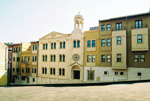 Cumhuriyet Tarihinde Bir İlk: Süryanilere Kilise Onayı  