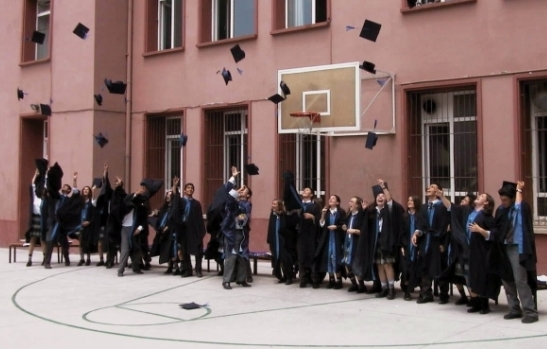 Acilen öğretmen aranıyor