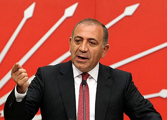 CHP Genel Başkan Yardımcısı Gürsel Tekin istifa etti