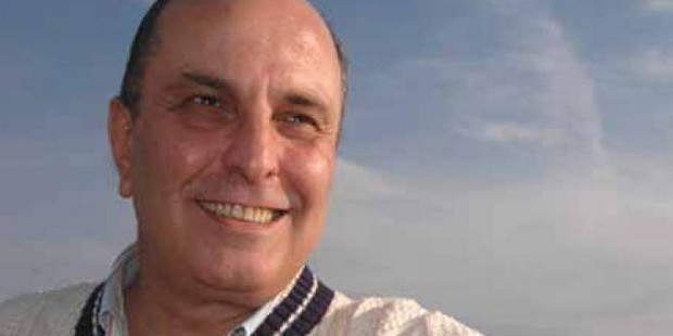 Bir yazıya dört dava