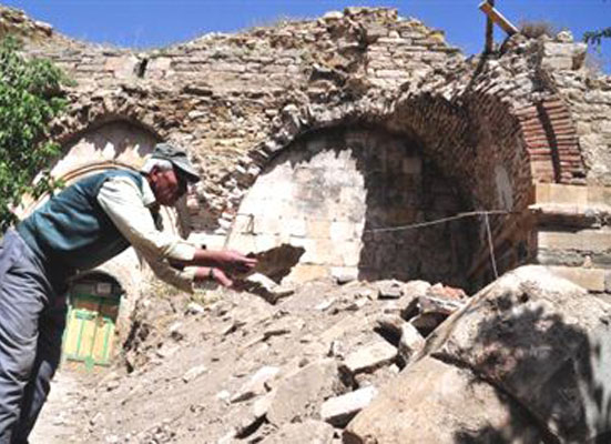 Tarihi Kilisenin Kurtarılması İçin, Tapu Sahibi Aranıyor  