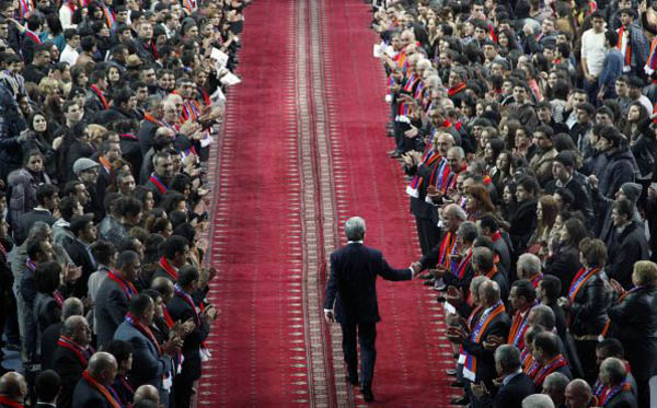 Ermenistan’da ‘tekten seçmeli’ seçim bugün