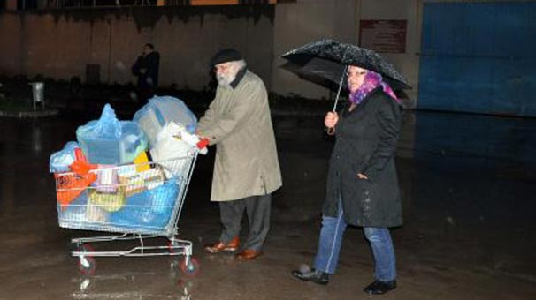 Ragıp Zarakolu özgürlüğüne kavuştu