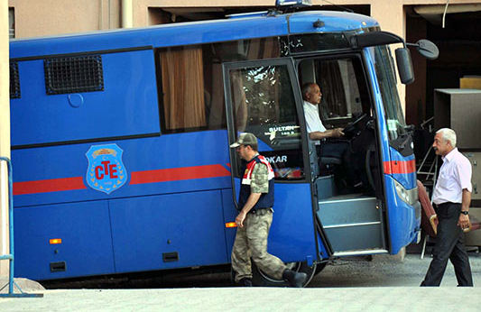 Zirve katliamı davasında 4 sanığa tahliye